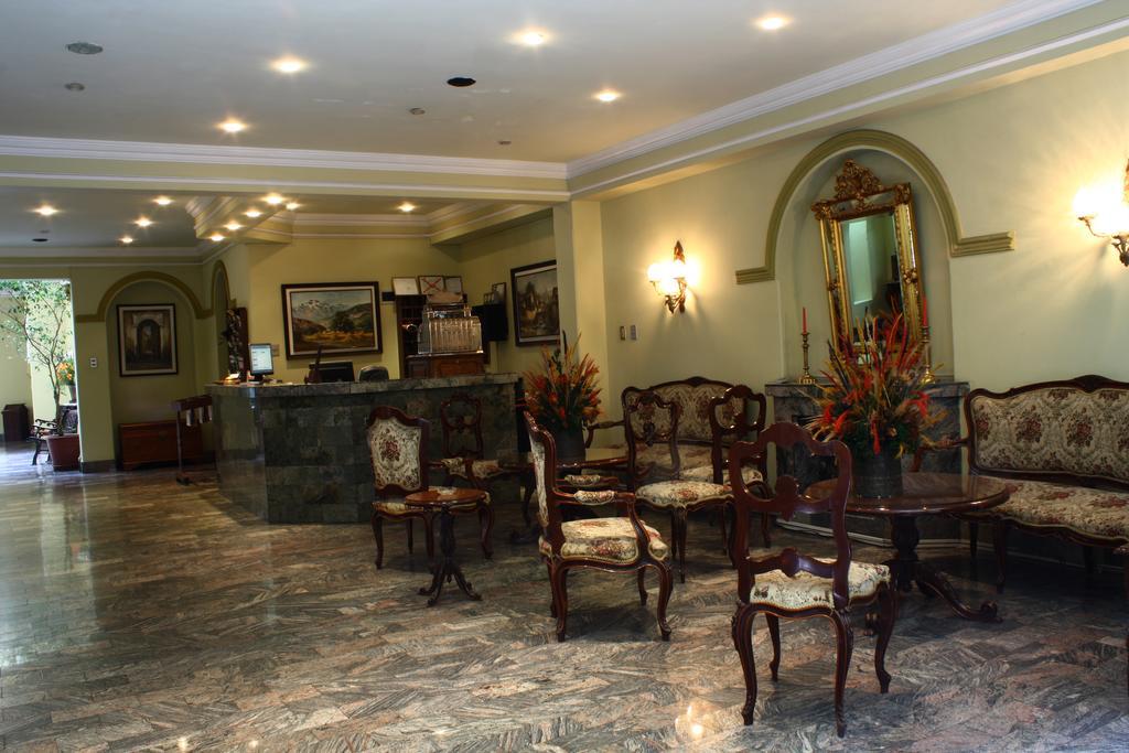 סוקרה Capital Plaza Hotel מראה חיצוני תמונה