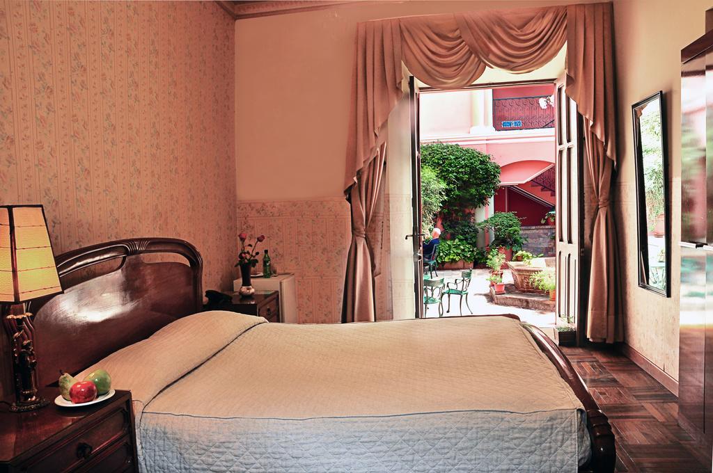 סוקרה Capital Plaza Hotel מראה חיצוני תמונה