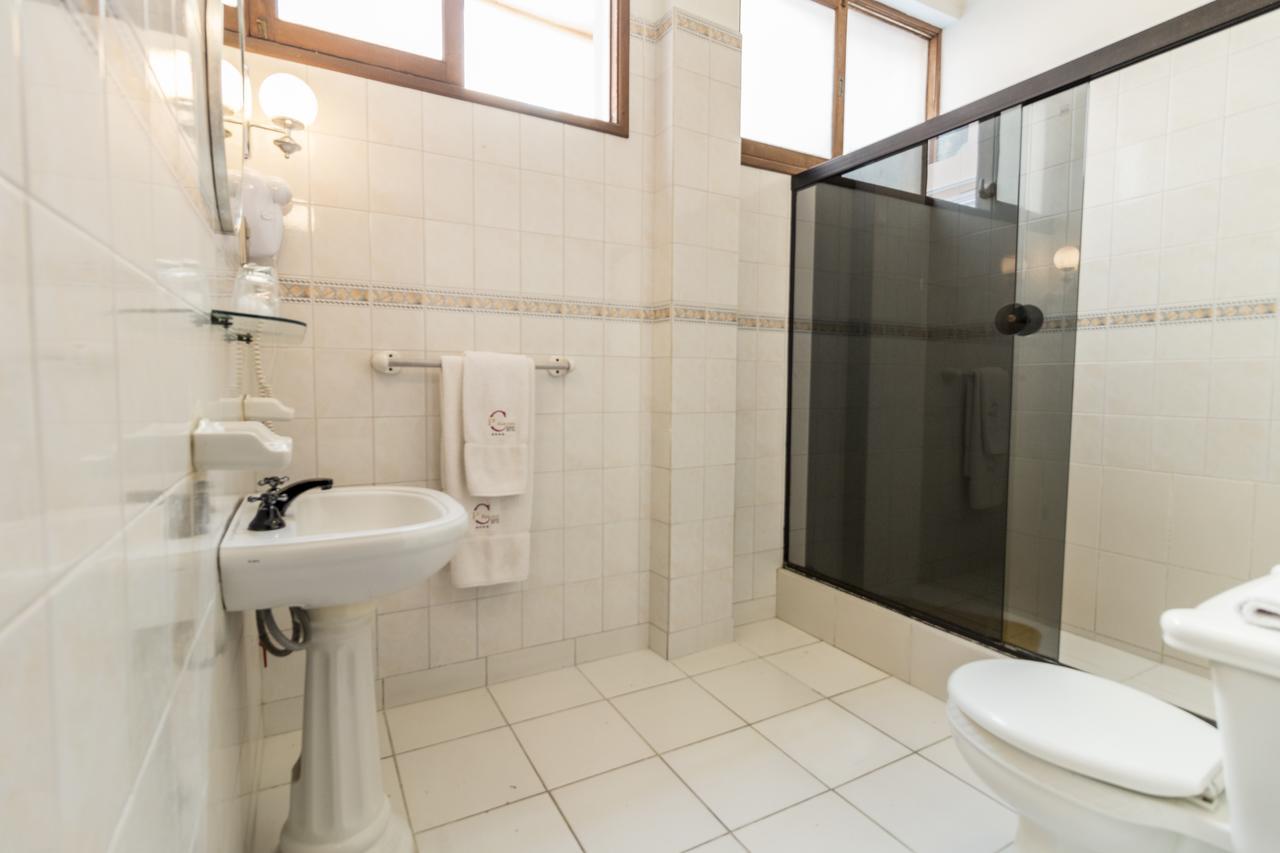 סוקרה Capital Plaza Hotel חדר תמונה