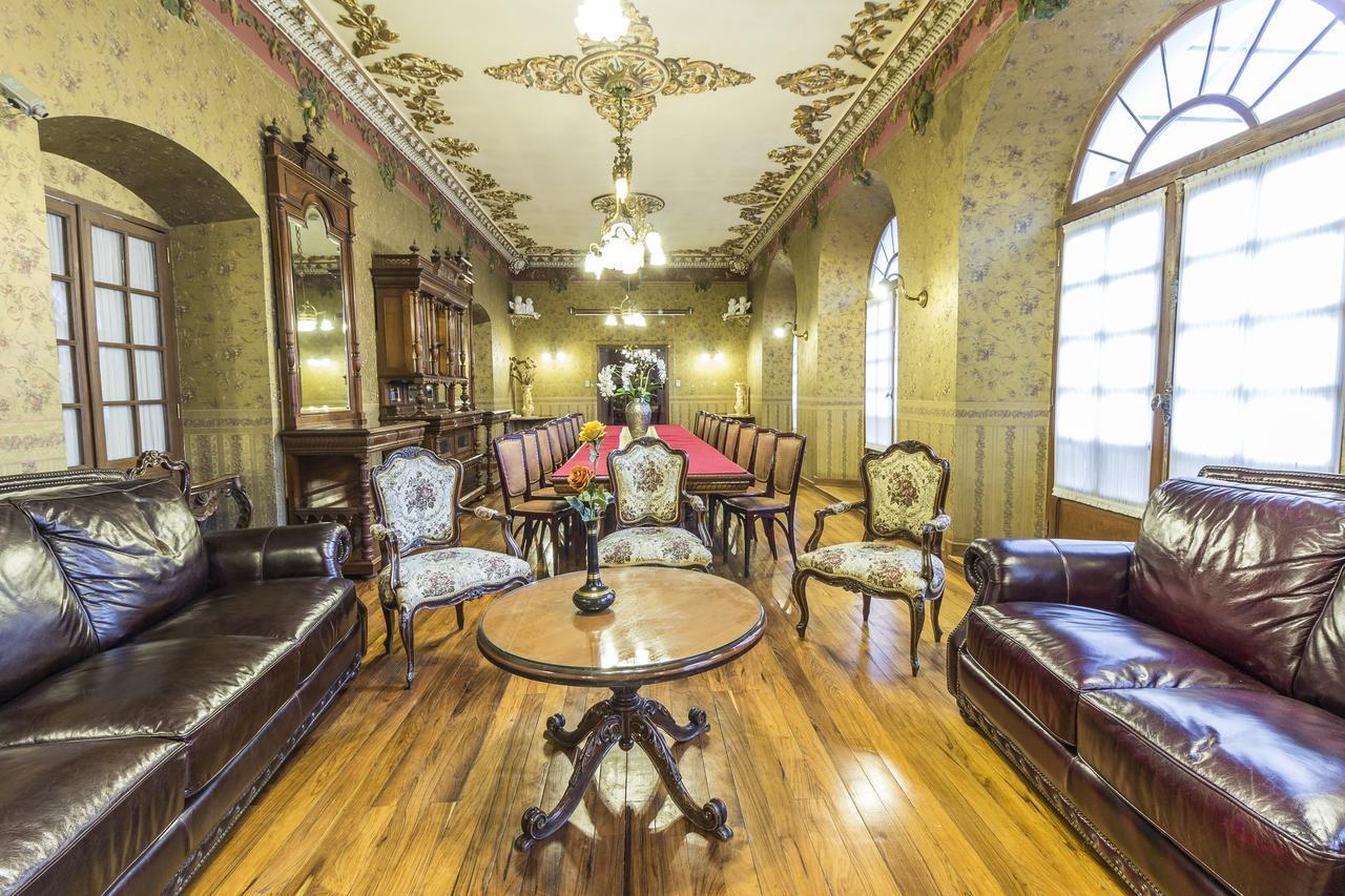 סוקרה Capital Plaza Hotel מראה חיצוני תמונה