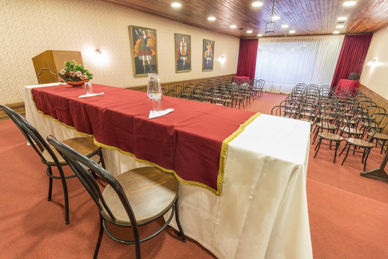 סוקרה Capital Plaza Hotel מראה חיצוני תמונה
