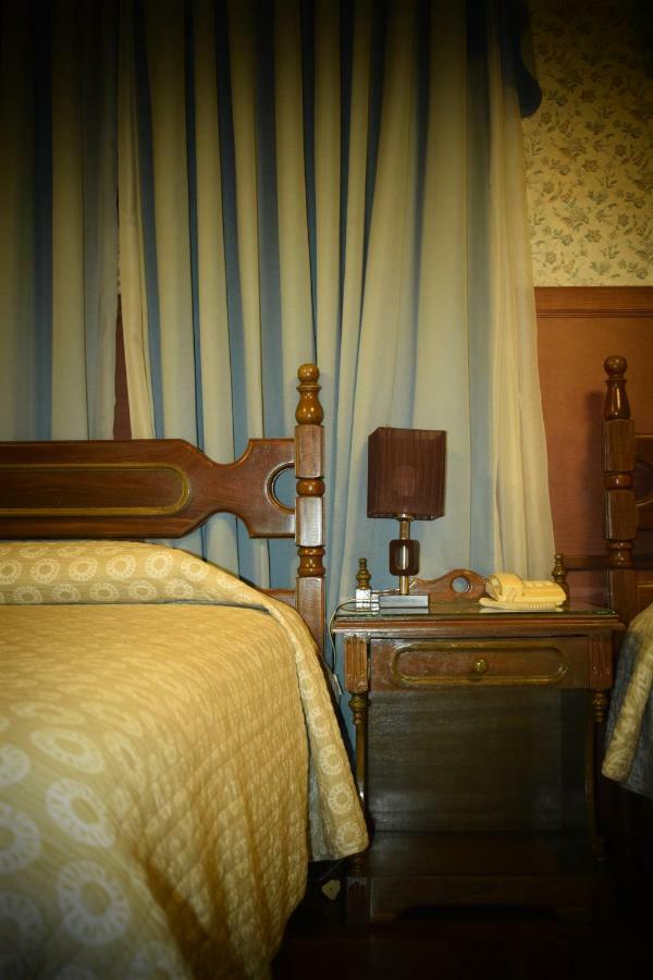 סוקרה Capital Plaza Hotel מראה חיצוני תמונה