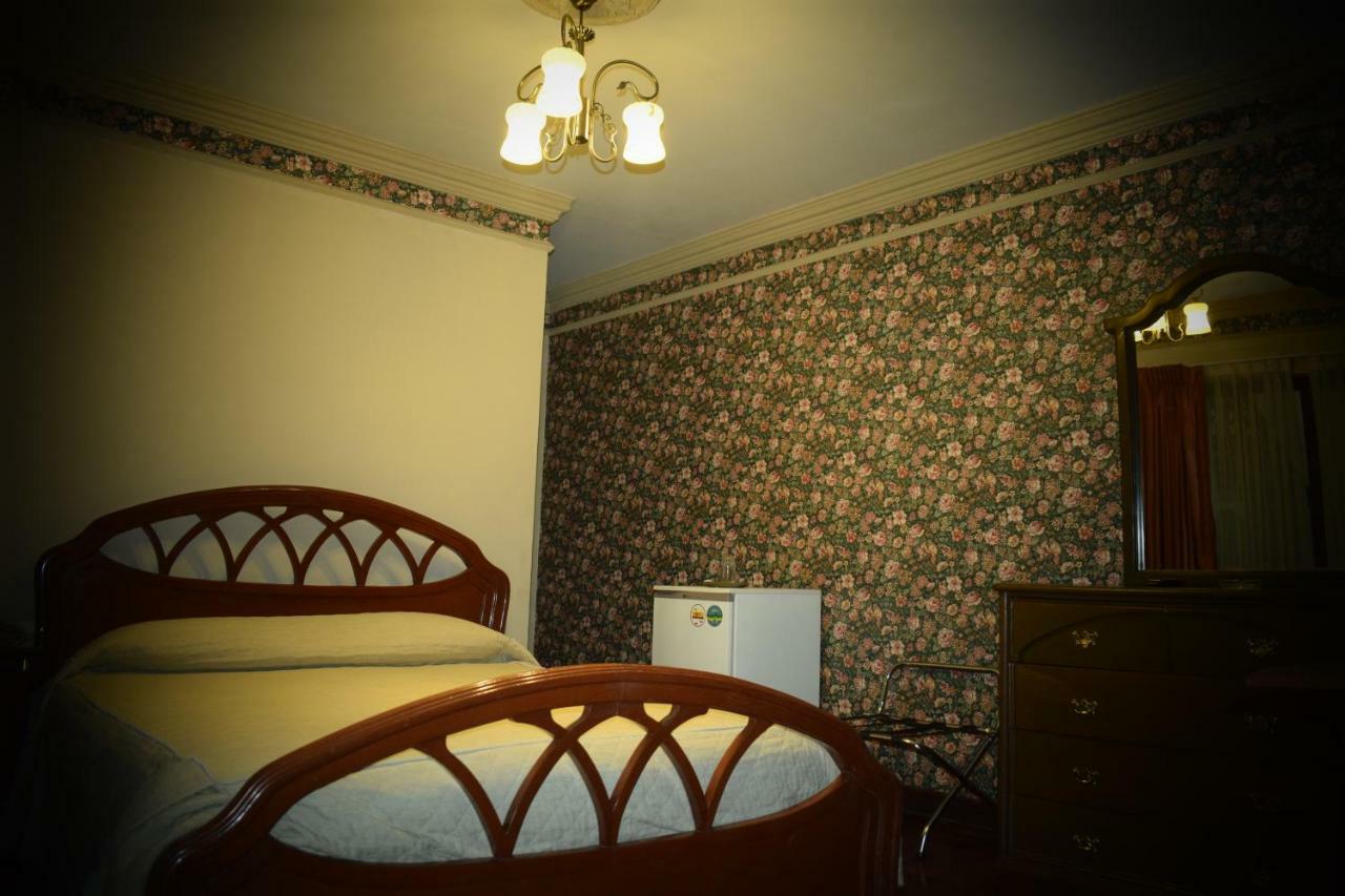 סוקרה Capital Plaza Hotel מראה חיצוני תמונה
