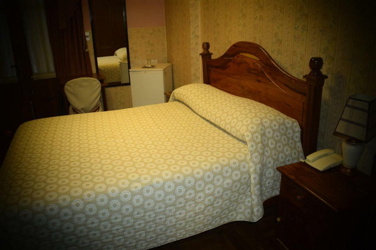 סוקרה Capital Plaza Hotel מראה חיצוני תמונה